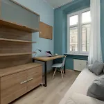 Spacious 3-Bedroom Apartment Plac Grunwaldzki Wroclaw By Noclegi Renters