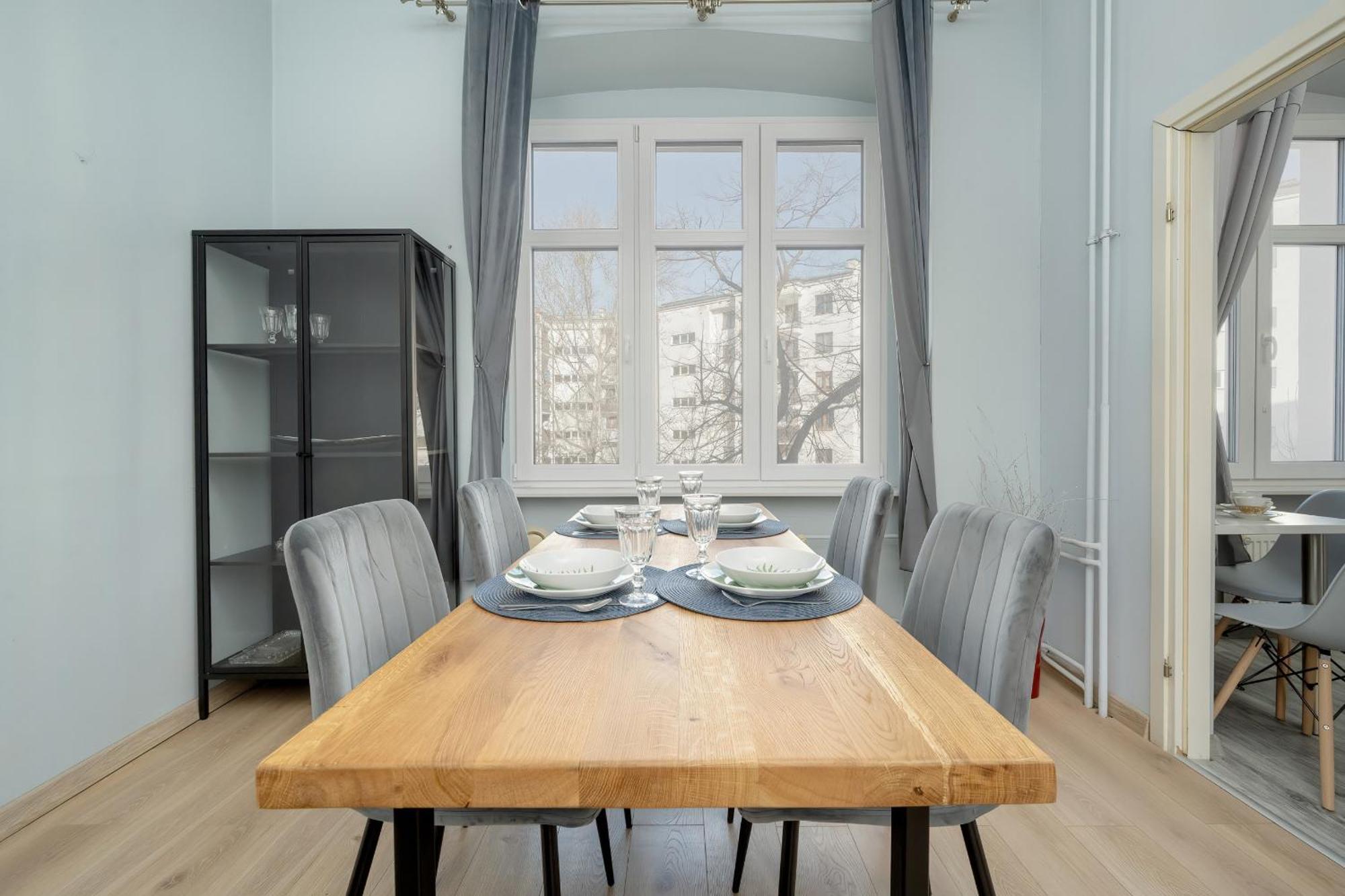 Spacious 3-bedroom Plac Grunwaldzki By Renters Apartment Breslau